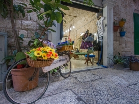 Nettes Geschäft in Bari