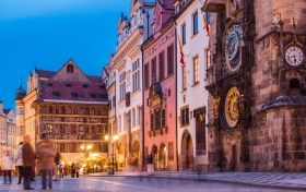 Altstädter Rathaus Prag mit astronomischer Uhr
