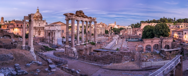 Panorama vom Forum Romanum am Abend