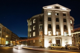 Theater in Aachen bei Nacht