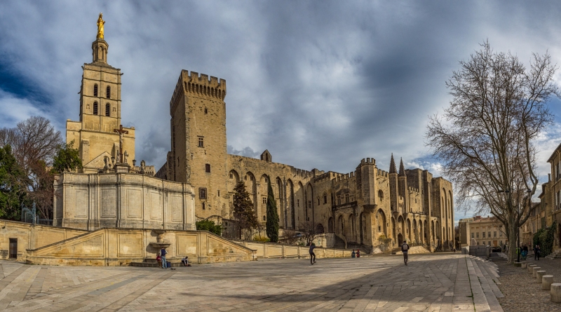 Square Below the Palace of the Popes - Panorama