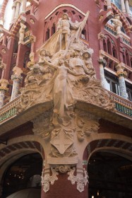 barcelona_musikpalast_gaudi.jpg