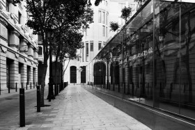 barcelona_musikpalast_street.jpg