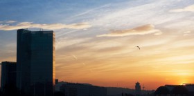 barcelona_sonnenuntergang_hochhaus.jpg