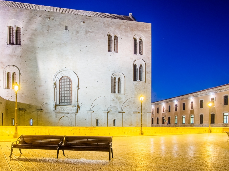 Basilika San Nicola von der Stadtmauer