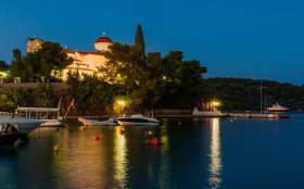 Palea Epidaurus met de kerk Agios Nikolaos