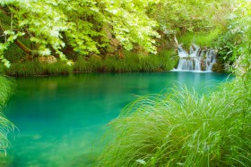 Polilimnio Waterfalls