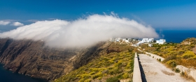 Santorini - Wolken over de caldera